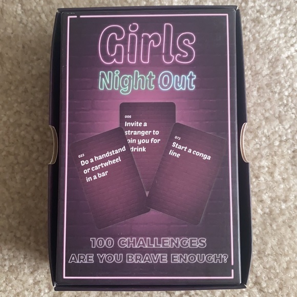 Girls Night Out Card Game - Picture 2 of 3